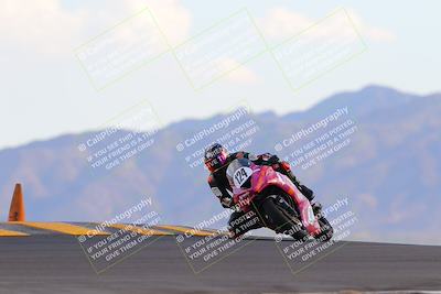 media/Sep-24-2022-CVMA (Sat) [[a45f954247]]/Race 11 Supersport Middleweight/